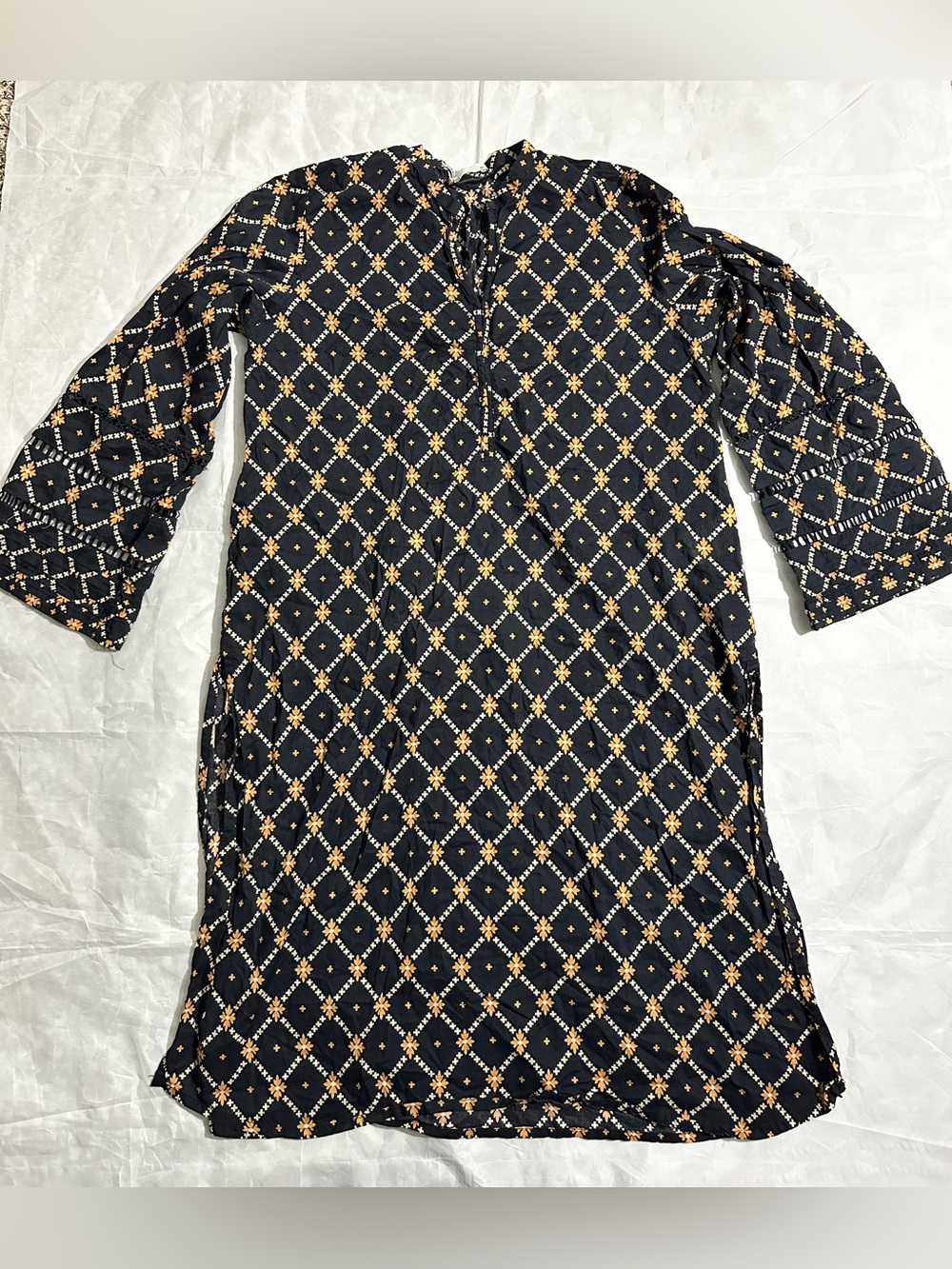 Black Geometric-Print Long Sleeve Tunic Top